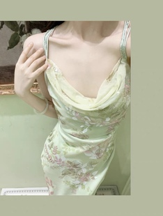 vintage复古绡吊带，斜裁连衣裙春天一抹绿长裙