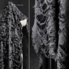 灰色黑底开口笑弹力针织，布料创意服饰打底衬衫裙子服装设计师面料