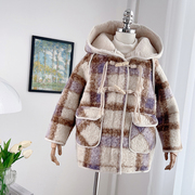 女童外套秋冬款23洋气儿童羊羔毛绒大衣韩版复合一体呢子大衣