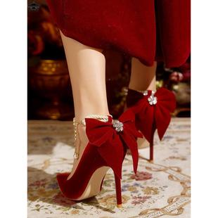 红色秀禾婚鞋尖头细跟高跟鞋，女单鞋蝴蝶结，珍珠绑带两穿新娘鞋