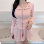 韩国东大门时尚舒适潮流女装性感女人味连帽外套短裤套装