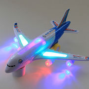 创意电动飞机发光音乐万向车儿童玩具飞机模型拼装玩具地摊货