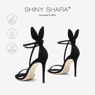 shinyshara诗莎2024年夏季一字带黑色羊，反绒细跟高跟凉鞋女