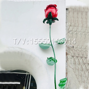 网红巨型玫瑰打卡墙玻璃钢大玫瑰摆件商业街广场花店引流装饰雕塑