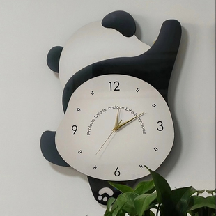 创意熊猫挂钟客厅时尚时钟卧室静音摇摆钟表可爱儿童房餐厅装饰钟