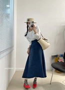 女装韩版复古宫廷风衬衫上衣搭配高腰牛仔半身裙