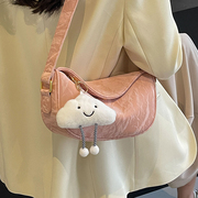 今年流行粉色腋下包包女士，2024夏季时尚洋气单肩斜挎包饺子包