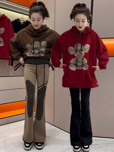 大码减龄时尚两件套女秋冬卡通中长款加绒卫衣，提臀芭比裤套装