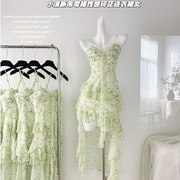 薄荷曼波法式连衣裙2024女夏季仙女绿色套装裙子带胸垫吊带裙
