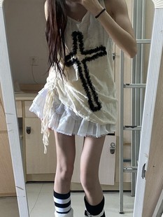 亚文化背心t恤女夏季设计感宽松贴布十字架，撕裂中长款无袖上衣ins