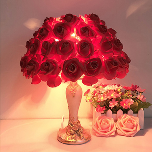 水晶台灯卧室床头灯创意，婚庆婚房长明灯，简约温馨玫瑰花结婚礼物