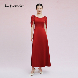 三醋酸lakoradior拉珂蒂红色斗篷袖连衣裙，女长款礼服裙子