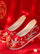 2023明制汉服婚鞋中式平底女古风结婚刺绣新娘鞋子配秀禾服的