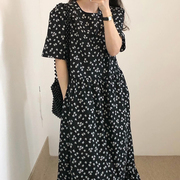 韩国chic夏季法式复古圆领，褶皱拼接荷叶，边设计宽松碎花连衣裙长裙