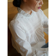 法式复古宫廷风宽松白衬衫女秋季设计感小众小仙女泡泡袖镂空上衣