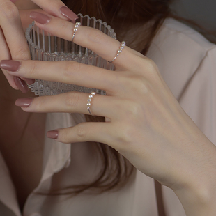 925纯银戒指女小众设计珍珠，冷淡风高级复古ins潮食指开口调节尾戒