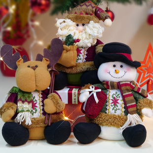 创意圣诞节礼物坐姿圣诞老人雪人驯鹿，麋鹿玩偶公仔摆件男女生学生