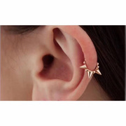 韩国1纯0k黄金耳环，女个性款铆钉豆豆款，k金耳骨扣耳圈女尖头耳扣