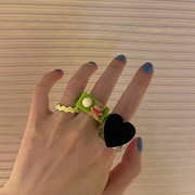 可爱小熊戒指女生日韩甜美爱心透明亚克力食指戒简约小众创意指环