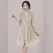 2024秋冬韩版简约时尚气质甜美X型长袖V领雪纺纯色连衣裙