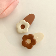 可爱奶茶色系爱心小花朵发夹，韩版撞色奶油，色对夹小巧鸭嘴夹边夹