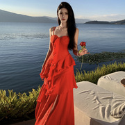 法式超好看红色连衣裙，女夏季2024海边度假沙滩，裙性感开叉长裙