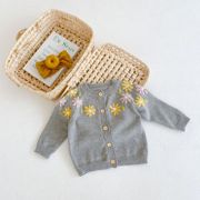 婴儿毛衣外套秋装韩国宝宝手钩花朵男女针织开衫百搭长袖毛线上衣