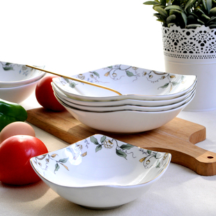唐山骨瓷方形碗菜盘盘子深盘沙拉，碗家用翘角四方大号陶瓷创意北欧