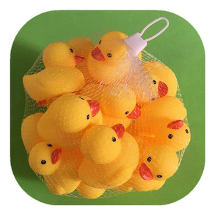 宝宝洗澡戏水玩具捏捏叫小鸭子，港版大黄鸭婴儿，沐浴发声小动物套装