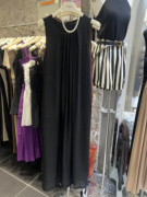 法式设计感小众圆领连衣裙2024年夏季黑色复古褶皱，无袖背心裙