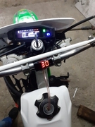 通用越野车改Y装迷你液晶数字摩托车仪表速度表数字转速表时速表o