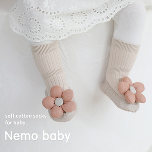 秋季新生婴儿0-1岁女宝宝公主，软底地板鞋袜，不掉跟护脚套学步鞋
