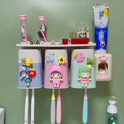 卡通可爱卫生间壁挂式吸壁牙刷架套洗漱架牙刷杯置物架儿童漱口杯