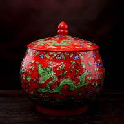 花瓶陶瓷摆件手工雕刻龙凤，红色盖罐茶叶罐景德镇新婚庆(新婚庆)装饰