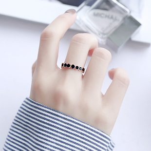 DXK日式轻奢个性镀18k玫瑰金钛钢黑豆食指戒网红时尚戒指女