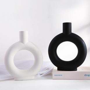 欧式黑白色陶瓷花瓶摆件，抽象艺术工艺品家居饰品电视柜摆件