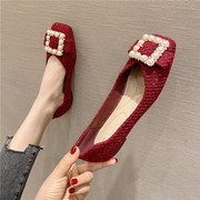 2024春季中国风秀禾婚鞋平底单鞋红色浅口女鞋珍珠扣新娘鞋子