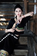 西双版纳傣族民族服装泰国贴花，女装上衣筒裙套装日常生活装