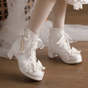 可爱少女短靴秋冬甜美低跟马丁靴女靴子粗跟学生公主中跟女鞋