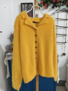   姜黄色西装领气质文艺范软糯兔羊毛开衫毛衣外套