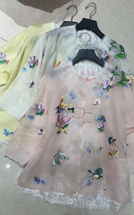 月光宝盒 24春夏国风新中式真丝欧根纱拼接蕾丝蝴蝶刺绣罩衫上衣