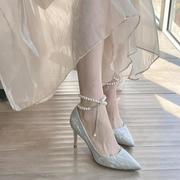 法式水晶鞋2024春秋银色，婚鞋一字带，串珠尖头高跟鞋女细跟单鞋