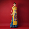 中国风式旗袍重工刺绣，晚礼服黄色模特走秀团体，演出修身古筝艺考夏