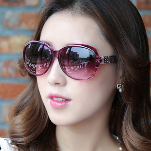 2024女士太阳镜圆脸网红大框眼镜时尚，潮明星优雅防紫外线墨镜