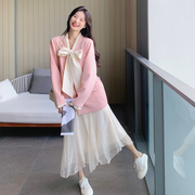 粉色蝴蝶结西装外套女早春2024夏款韩系设计感时尚休闲气质小西服