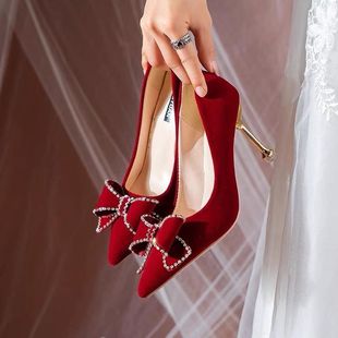 中式婚鞋女2022年春秋酒红色高跟鞋不累脚秀禾婚纱两穿新娘鞋
