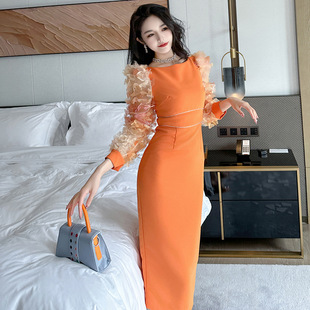 2023秋季女装法式圆领灯笼袖，修身显瘦设计感橙色连衣裙10864