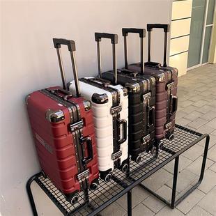 WEIMI/威米(铝框款)行李箱时尚密码箱高档旅行箱学生便携登机