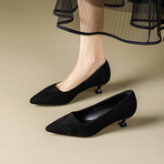 不累脚3厘米小跟单鞋女法式简约尖头黑色绒面礼仪工作上班高跟鞋