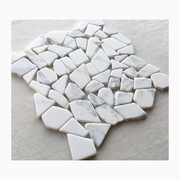 白色石材马赛克墙贴天然大理石，白石鹅卵石碎片，水池阳台鱼池卫生间